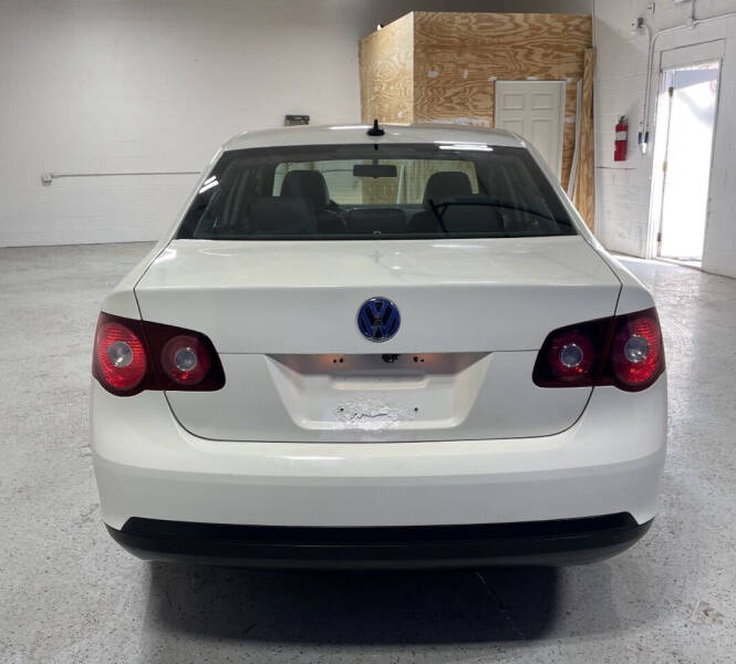 2008 Volkswagen Jetta SEL photo 4