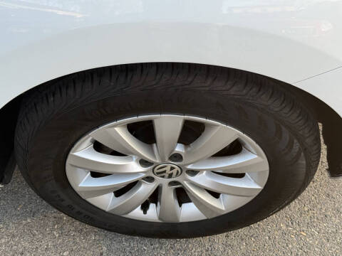 2014 Volkswagen Beetle 1.8T Entry PZEV