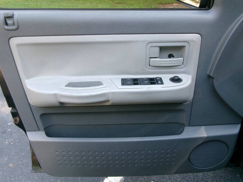 2005 Dodge Dakota SLT