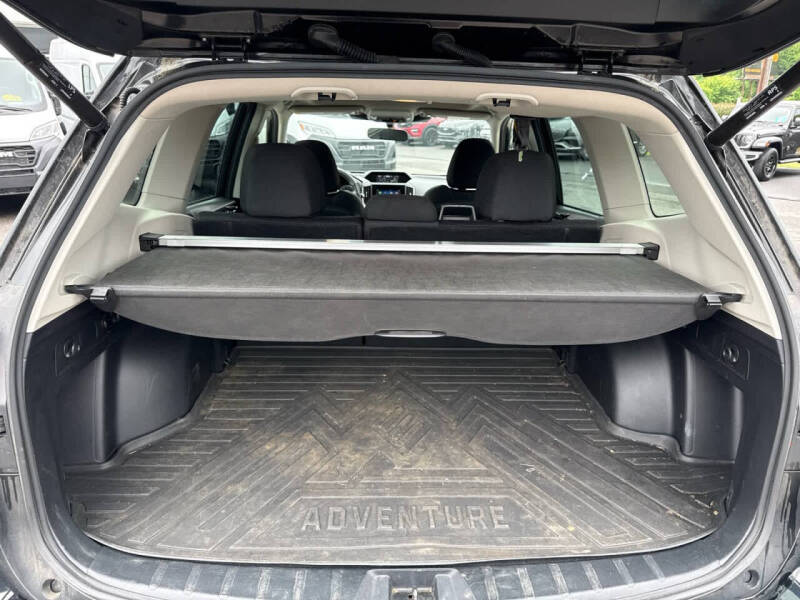 2022 Subaru Forester Premium