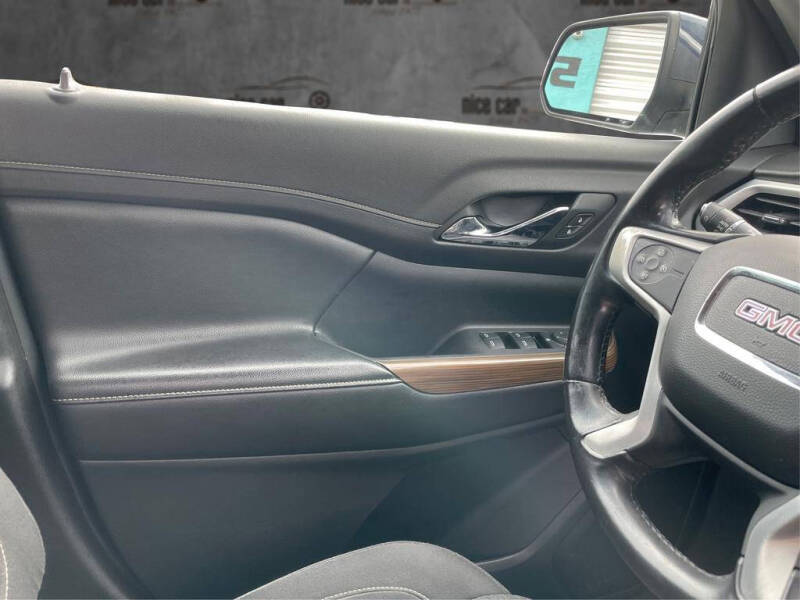 2019 GMC Acadia SLE-1