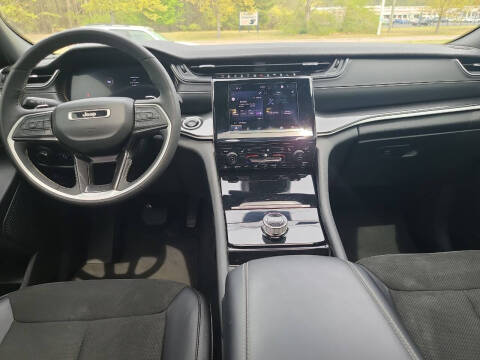 2023 Jeep Grand Cherokee L Altitude