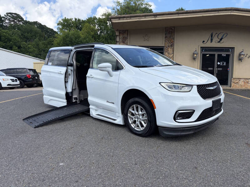 2022 Chrysler Pacifica Touring L