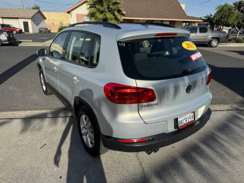 2015 Volkswagen Tiguan S