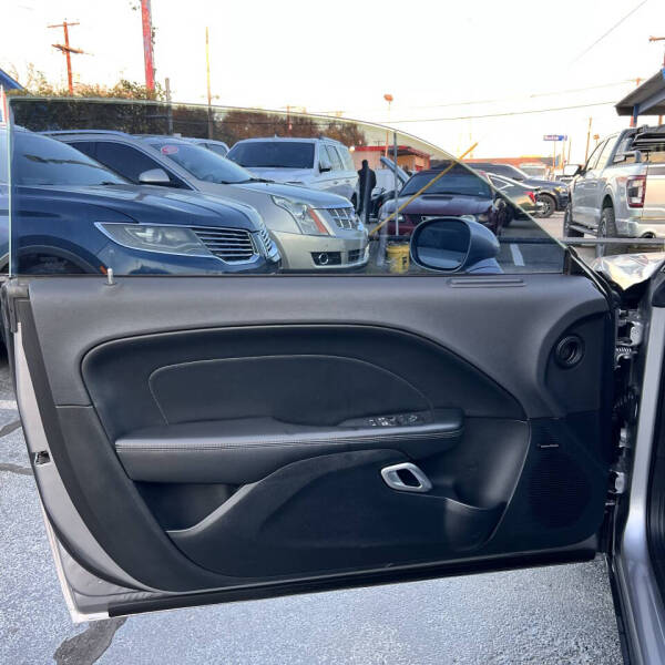 2016 Dodge Challenger R/T Scat Pack