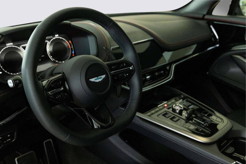 2026 Aston Martin DBX 707