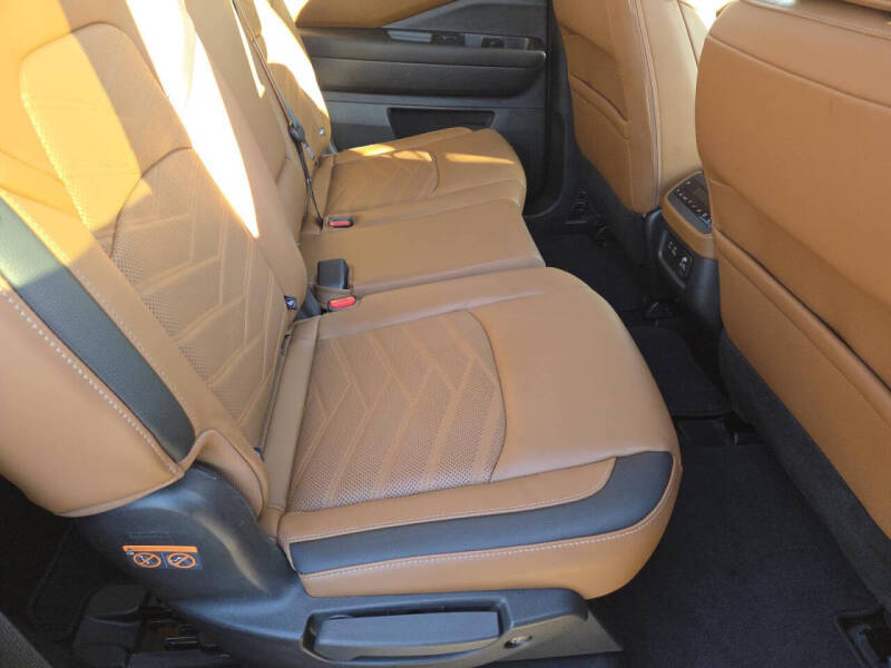 2024 Nissan Pathfinder Platinum