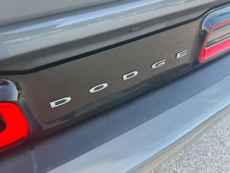 2019 Dodge Challenger SXT