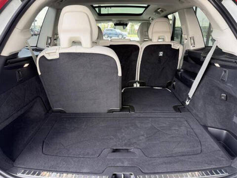 2022 Volvo XC90 Recharge T8 Inscription 7P