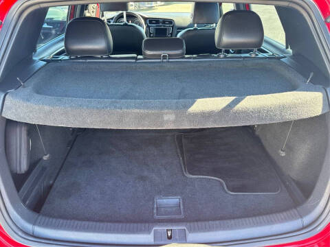 2016 Volkswagen Golf R 4Motion