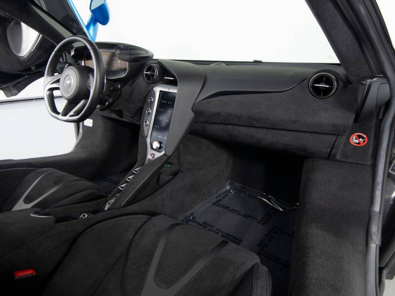 2024 McLaren 750S Spider