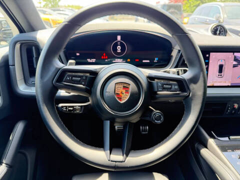 2024 Porsche Cayenne S Coupe