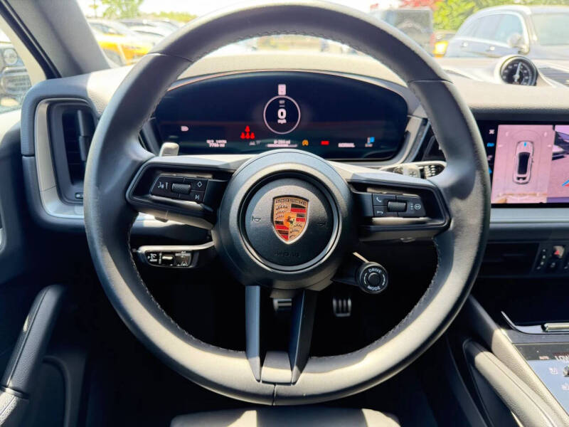 2024 Porsche Cayenne S Coupe
