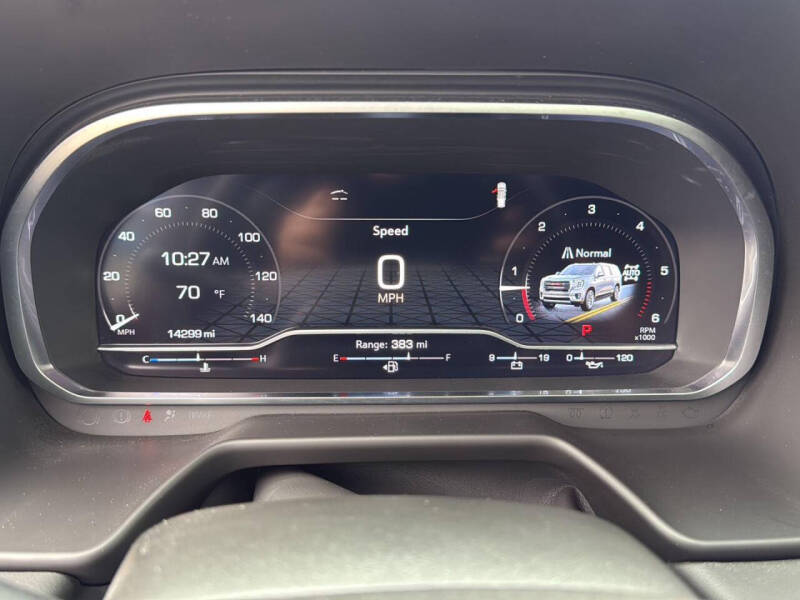 2023 GMC Yukon XL SLT