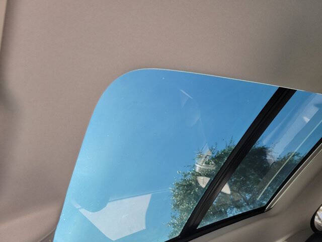 2023 Volkswagen Taos SEL 4Motion