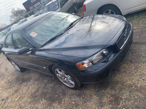 2004 Volvo S60 for sale at Trocci's Auto Sales in West Pittsburg PA