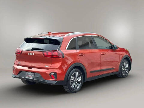 2022 Kia Niro LXS
