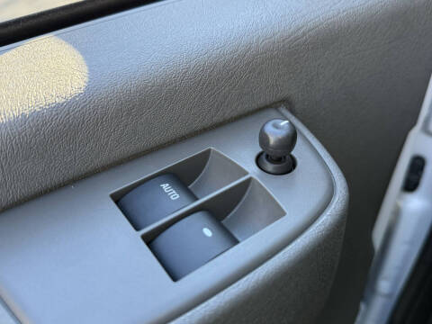 2024 GMC Savana 2500