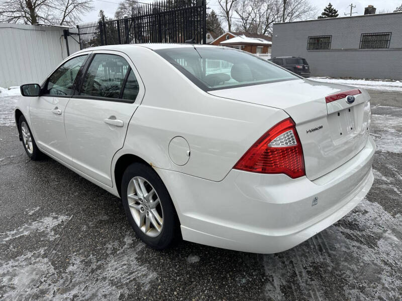 2012 Ford Fusion S