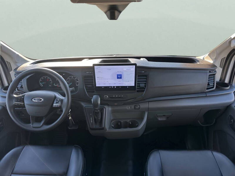 2025 Ford Transit 250