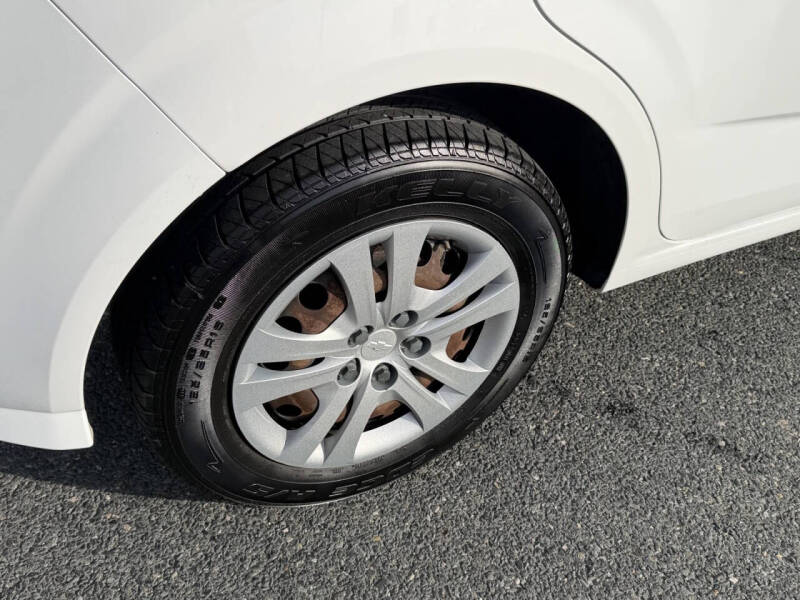 2019 Chevrolet Sonic LT Auto Fleet