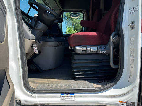 2015 Freightliner Cascadia