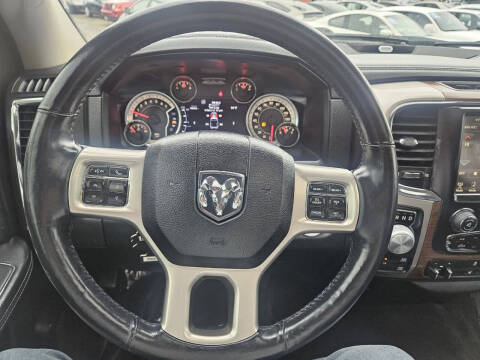 2017 RAM 1500 Laramie