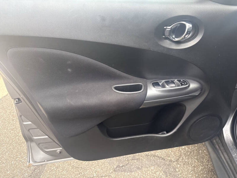 2015 Nissan JUKE S