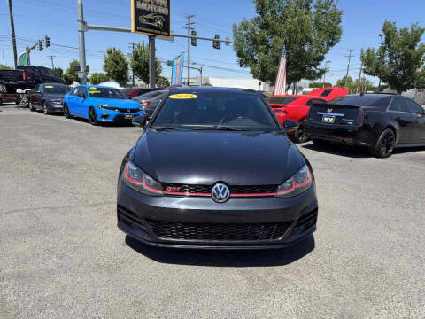 2019 Volkswagen Golf GTI S