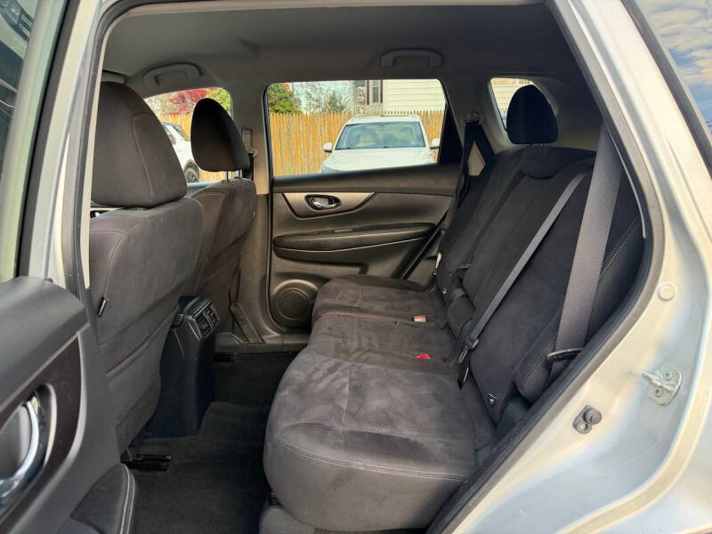 2015 Nissan Rogue SV