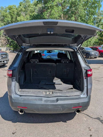 2021 Chevrolet Traverse LS