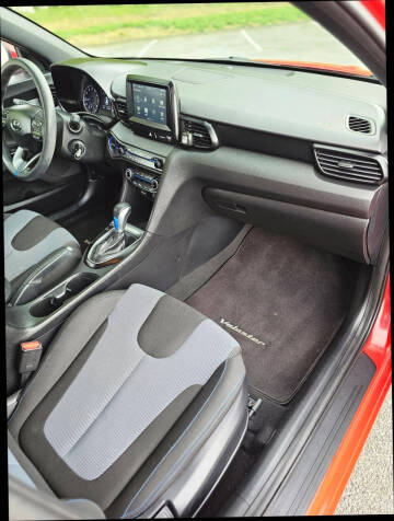 2019 Hyundai Veloster