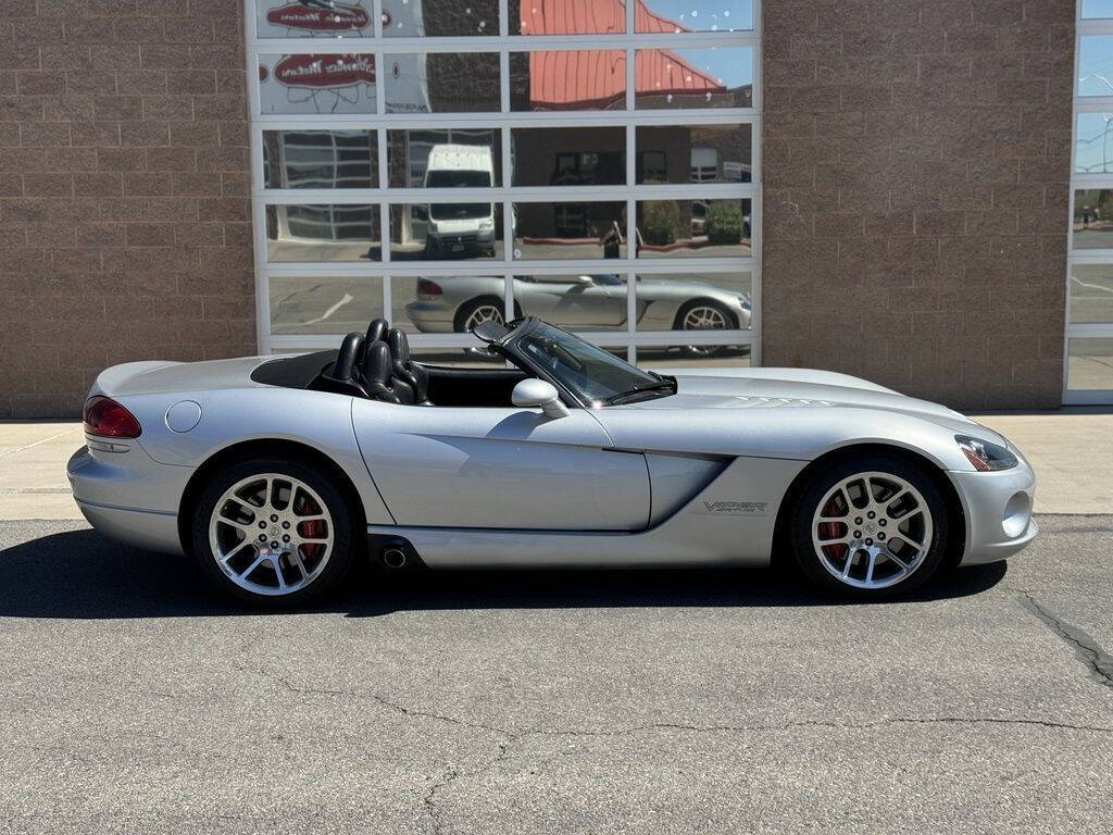 2003 Dodge Viper 4