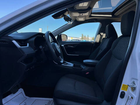 2019 Toyota RAV4 Hybrid XLE