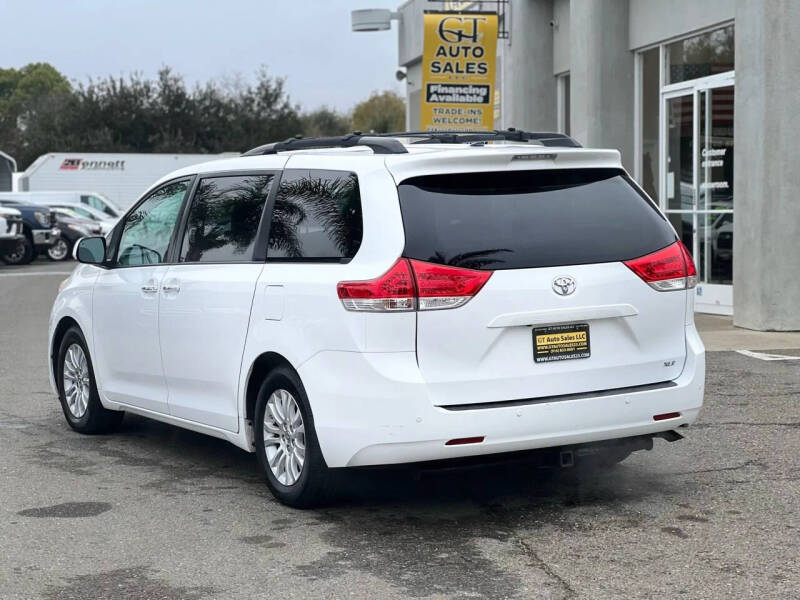 2014 Toyota Sienna