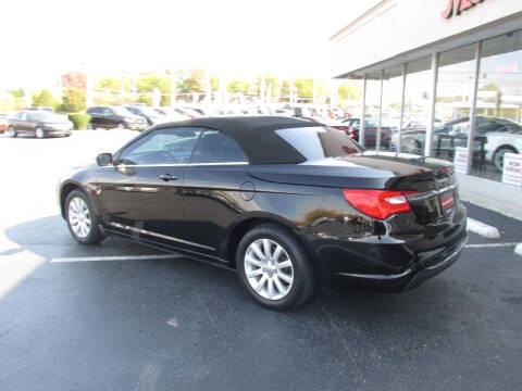 2013 Chrysler 200 Touring