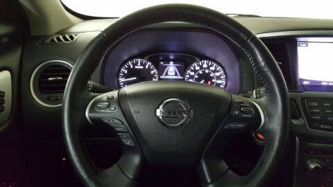 2018 Nissan Pathfinder SL