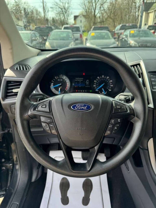 2015 Ford Edge SE