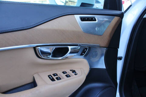 2016 Volvo XC90 T6 Inscription