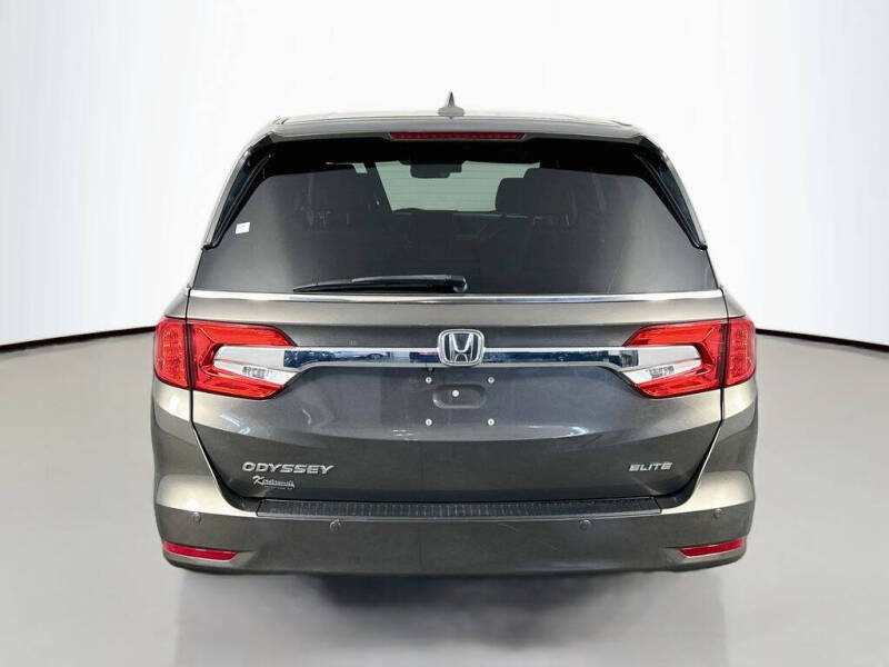 2019 Honda Odyssey Elite
