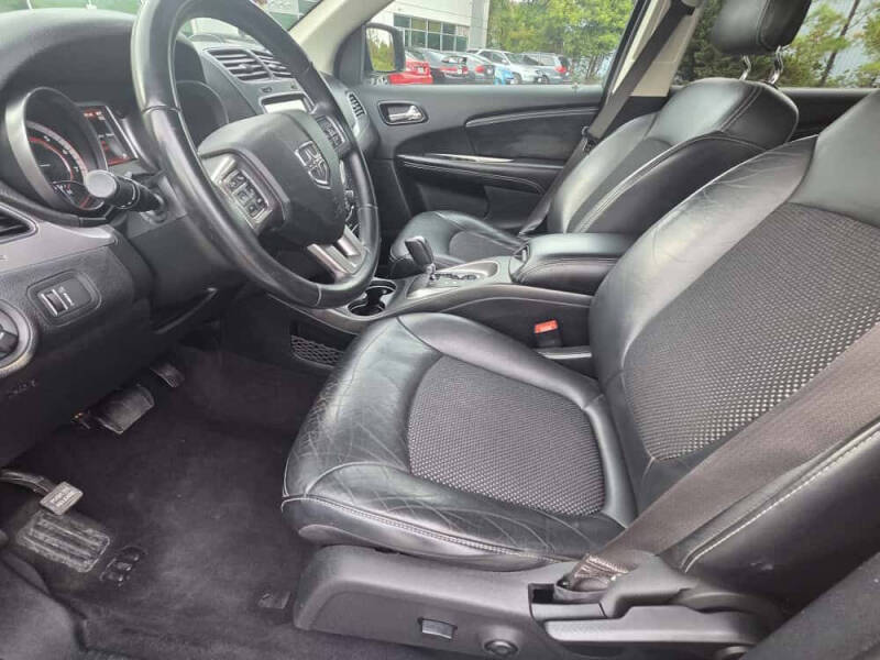 2018 Dodge Journey Crossroad