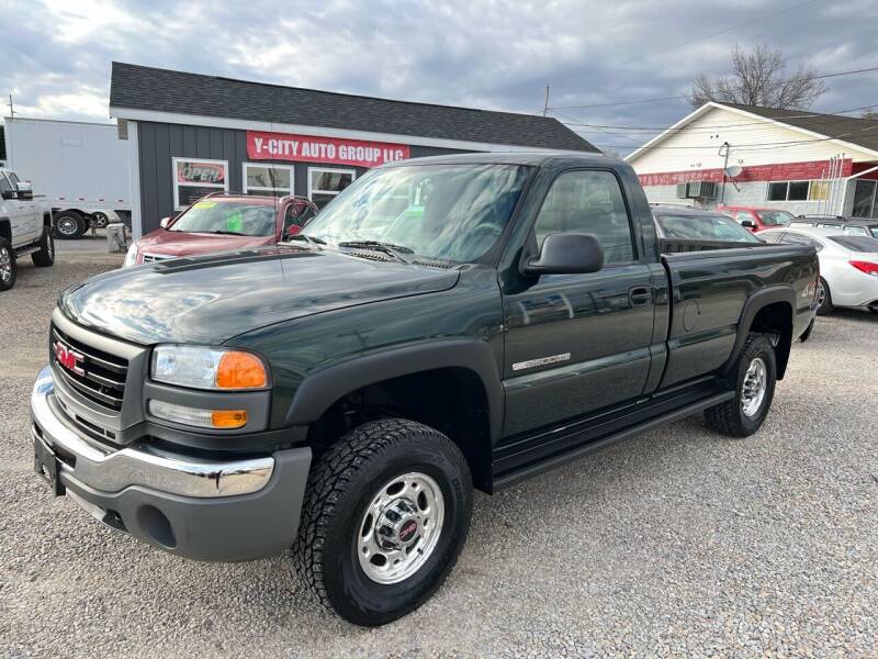 2006 GMC Sierra 2500HD for sale at Y City Auto Group in Zanesville OH