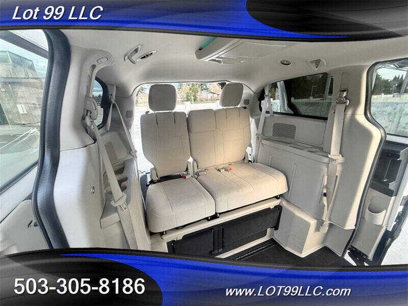 2011 Dodge Grand Caravan Crew