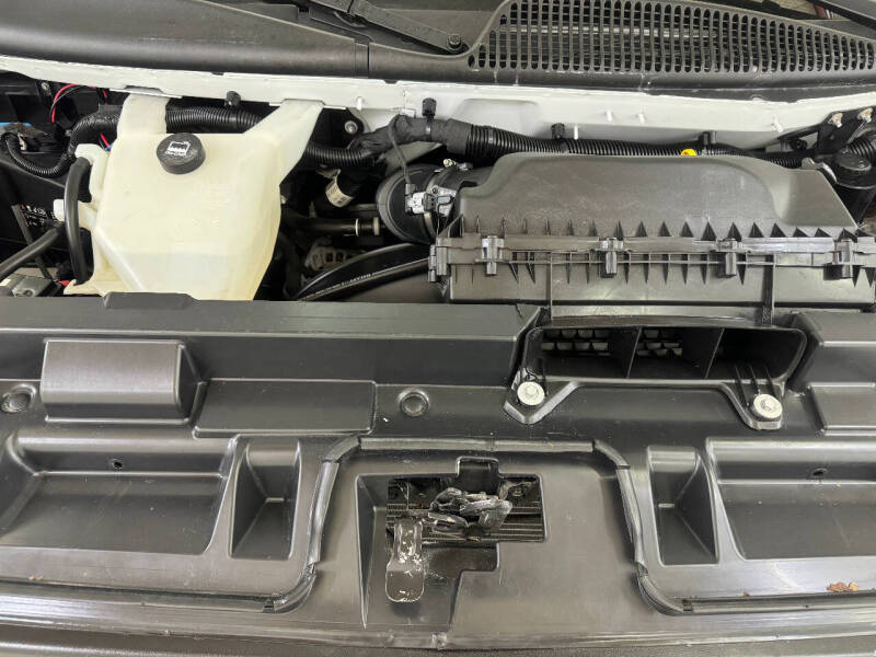 2021 Chevrolet Express 2500