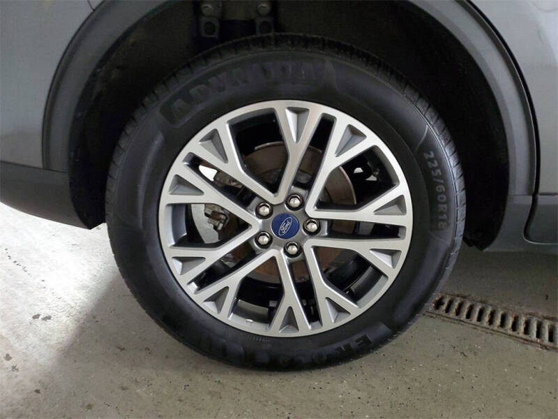 2021 Ford Escape SEL