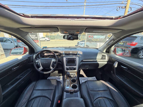 2016 GMC Acadia Denali