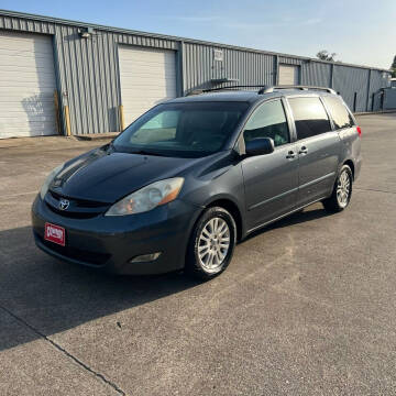 2007 Toyota Sienna for sale at Humble Like New Auto in Humble TX