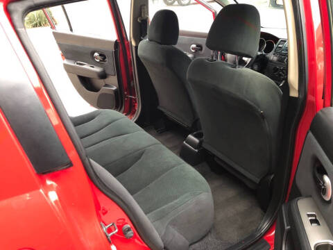 2012 Nissan Versa 1.8 SL