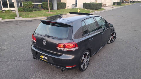 2011 Volkswagen GTI Base PZEV
