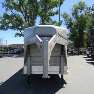 2025 GR 32FT TRAINER STOCK COMBO